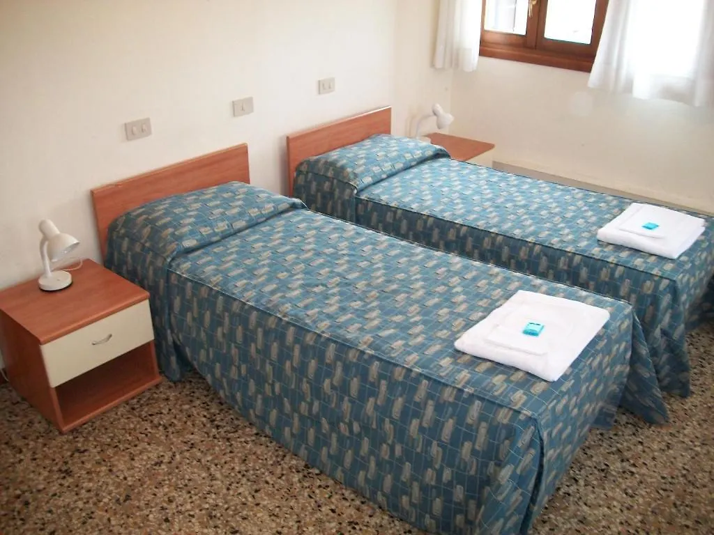 Bed & Venice - Casa Per Ferie La Pieta 2*,  Italy